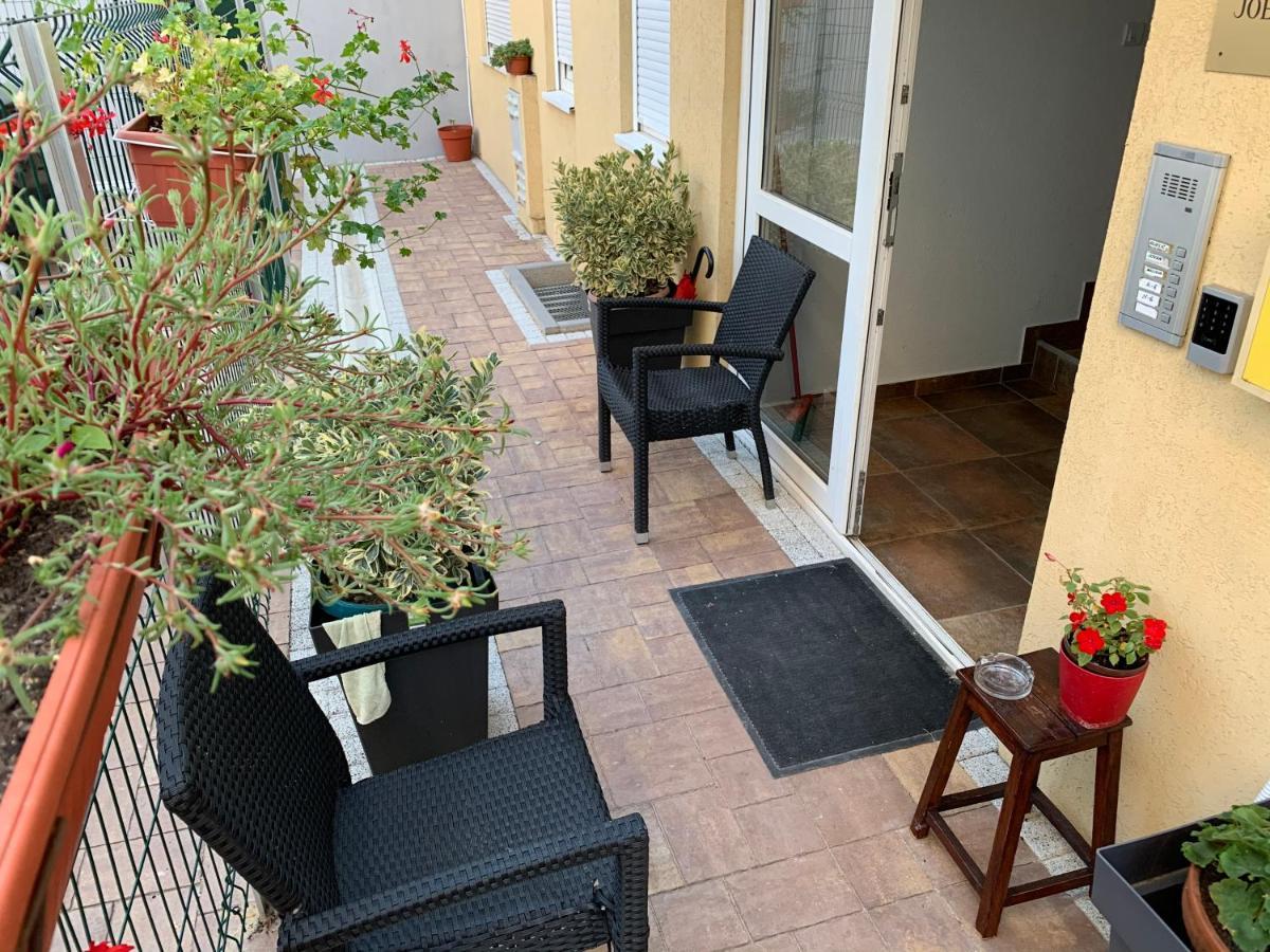 N6 Apartment Újvidék Kültér fotó
